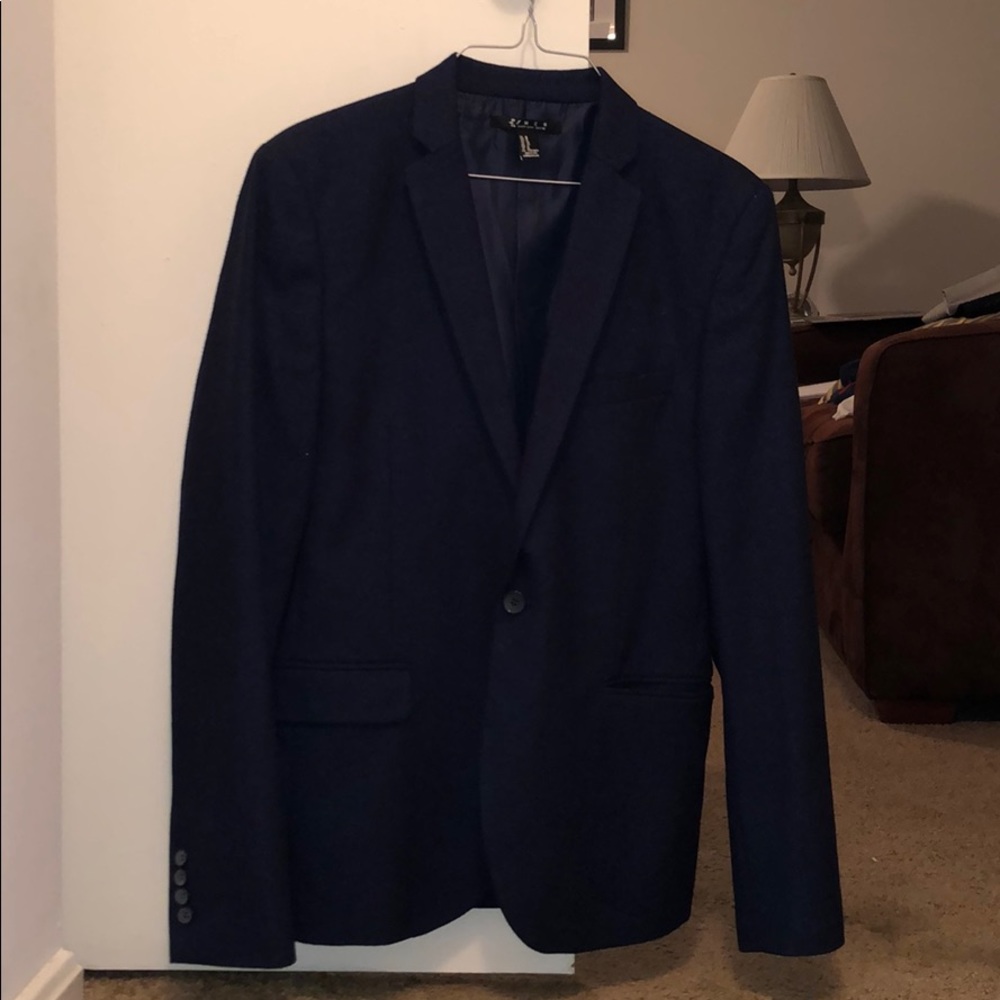 Men’s navy suit jacket